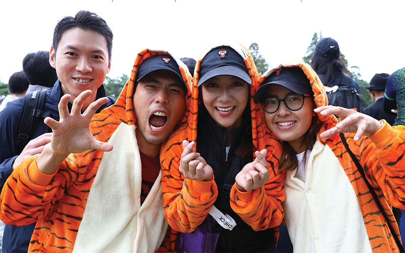 Fans of Tiger Woods of the pose for photographs during the Zozo Championship at Accordia Golf Narashino Country Club on October 27, 2019 in Inzai, Chiba, Japan. (Getty Images)