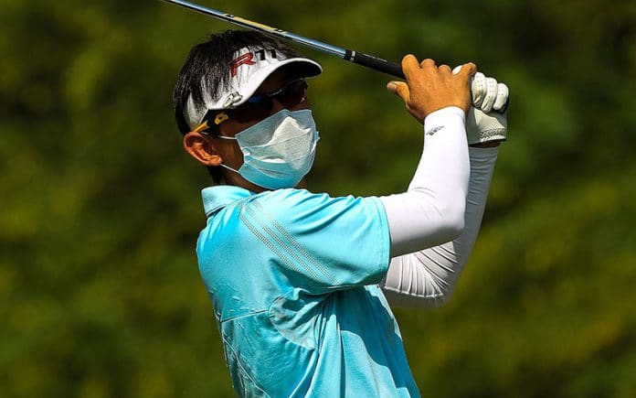 golfer-mask-GettyImages-web Mask wearing golfer Coronavirus